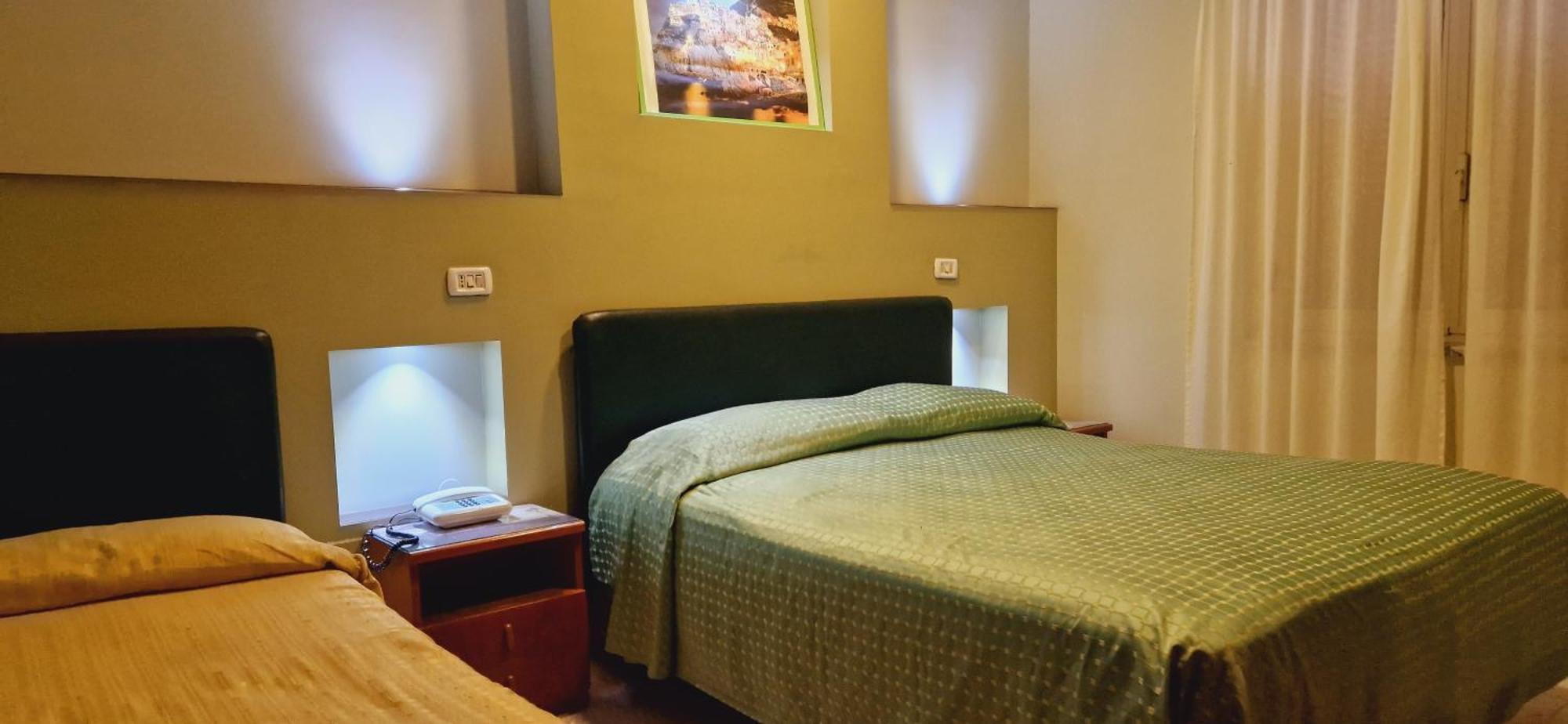 Lento Hotel 3*